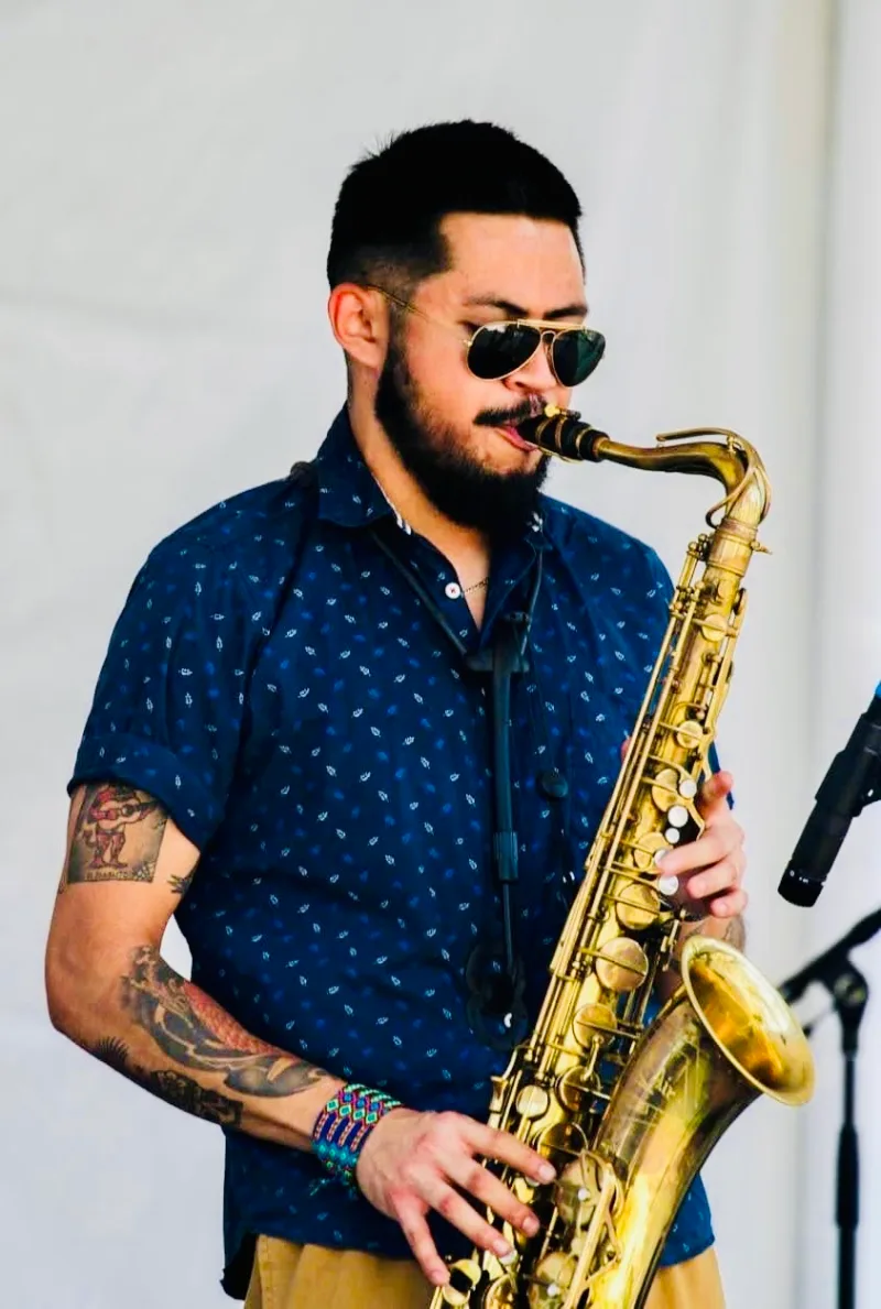 Juan Manuel P. — Saxophone — photo 2