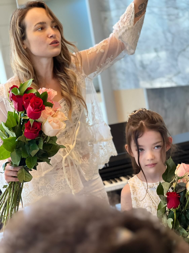 Alona M. — Piano — photo 2