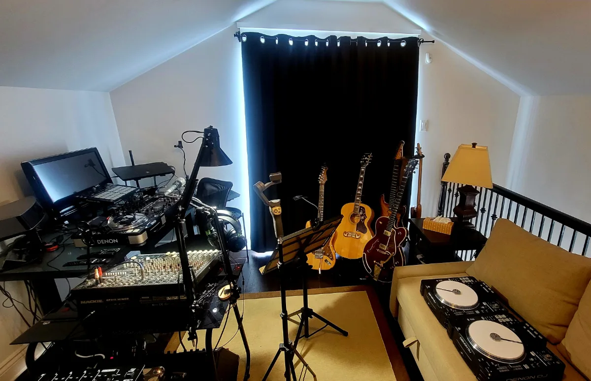 Teaching studio
