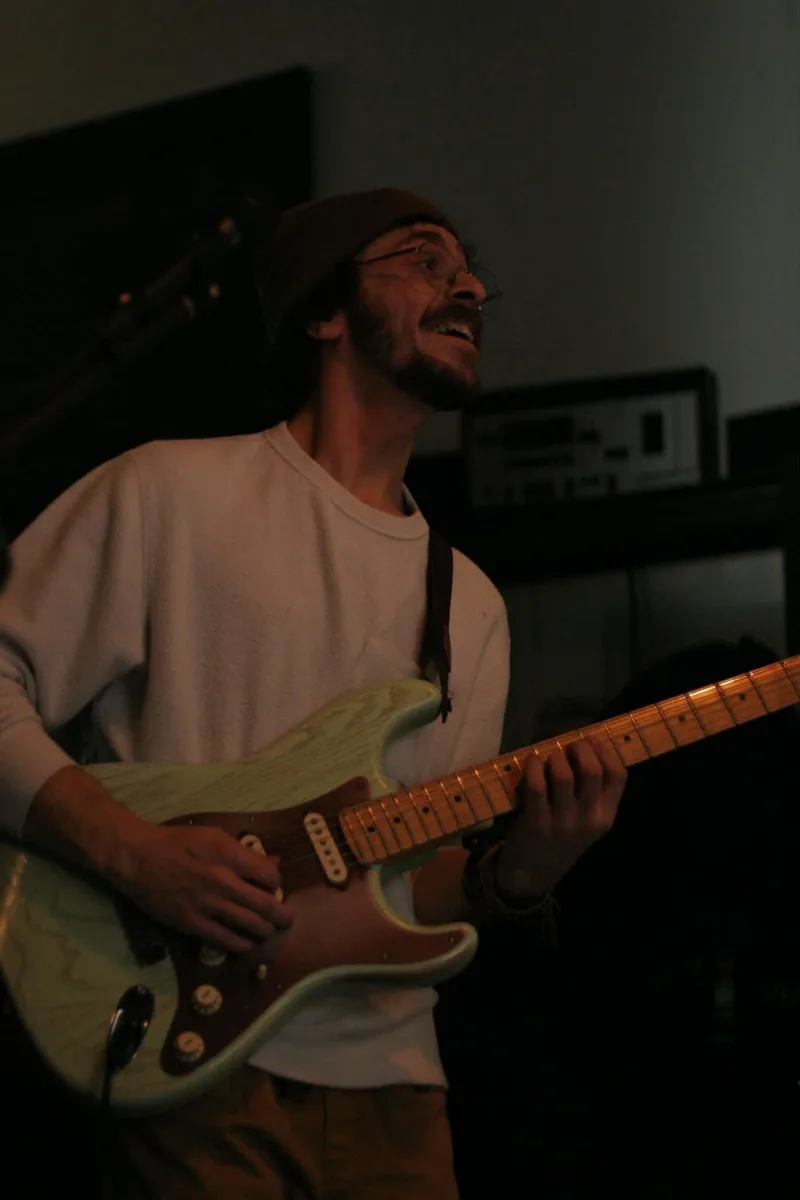 Cedric E. — Electric Guitar — photo 2
