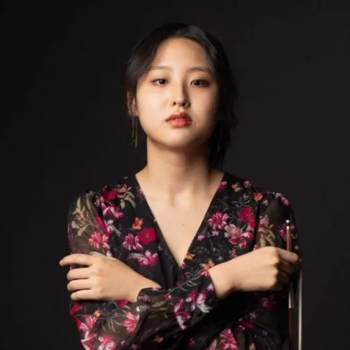 Sophia W. — Violin — photo 2
