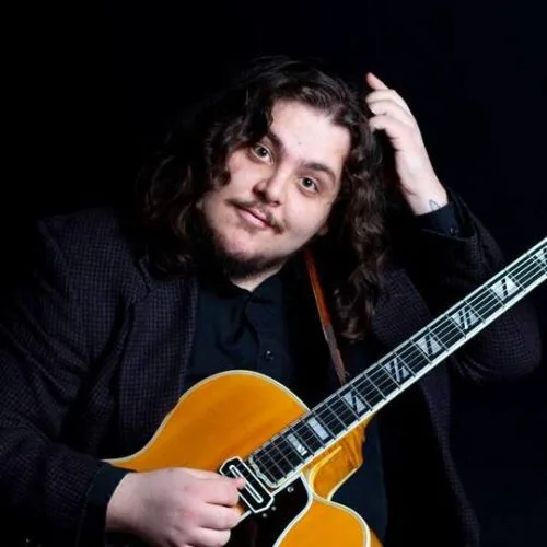 Gabriel A. — Guitar