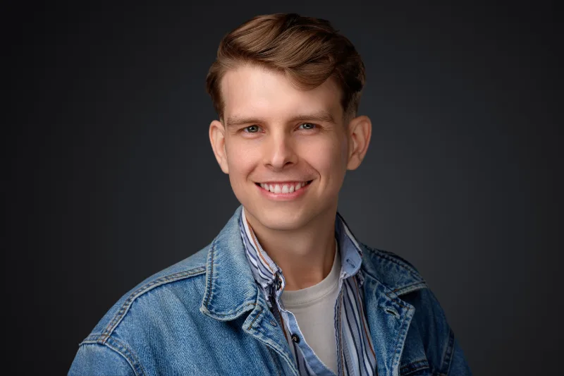 Isaac M. — Piano