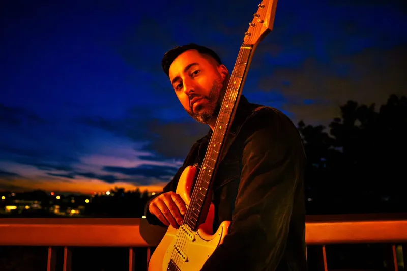 Steven B. — Guitar — photo 1