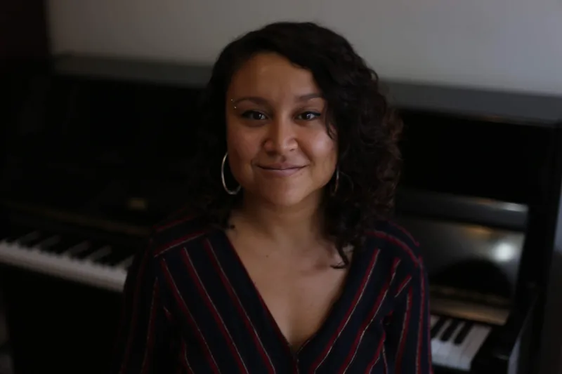 Eva L. — piano — photo 1