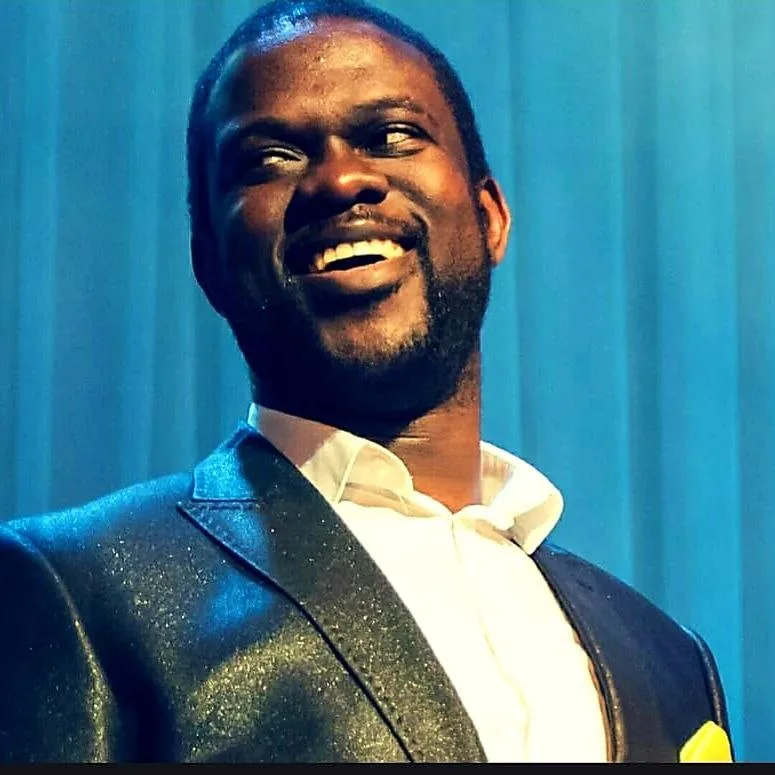GOZIE J. — Singing — photo 1
