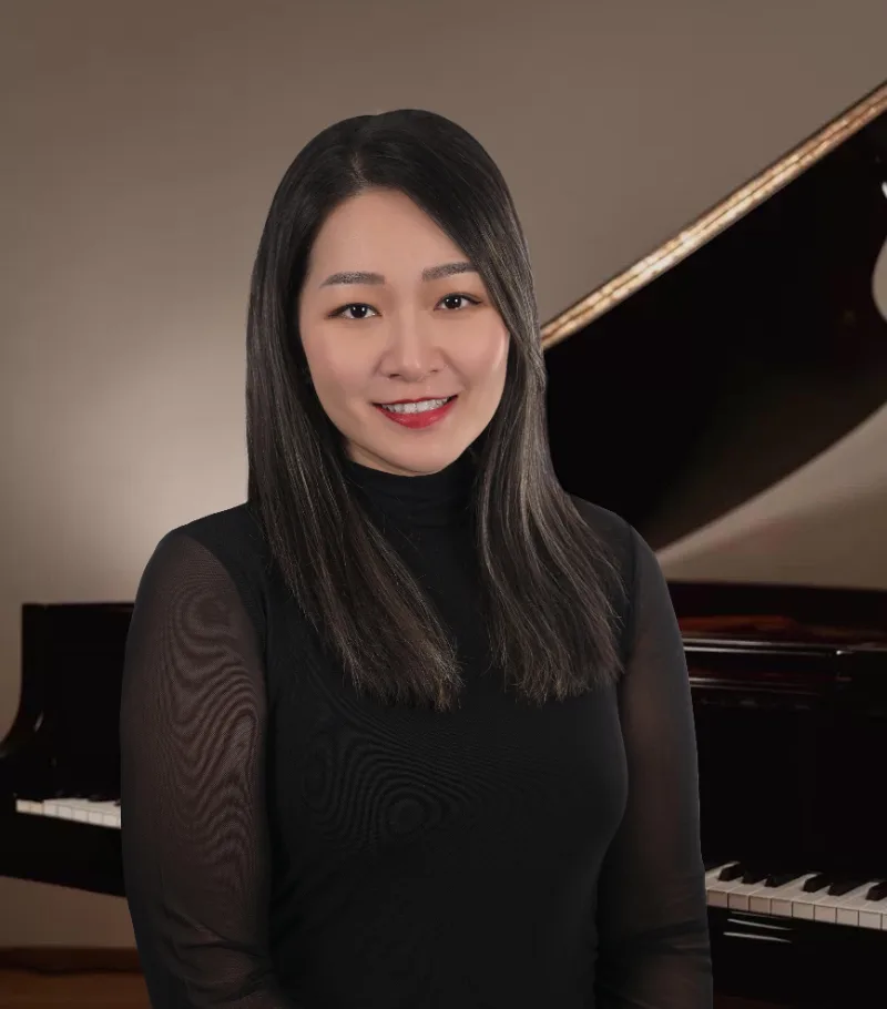 Hiu Fu C. — Piano — photo 1