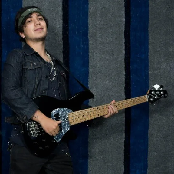 Jeison T. — Guitar — photo 1