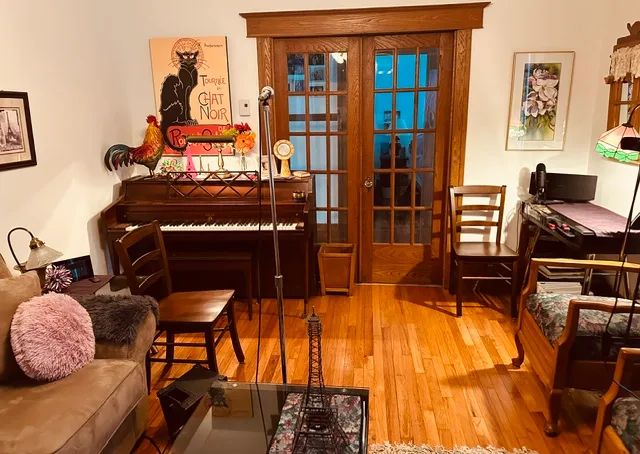 Teaching studio