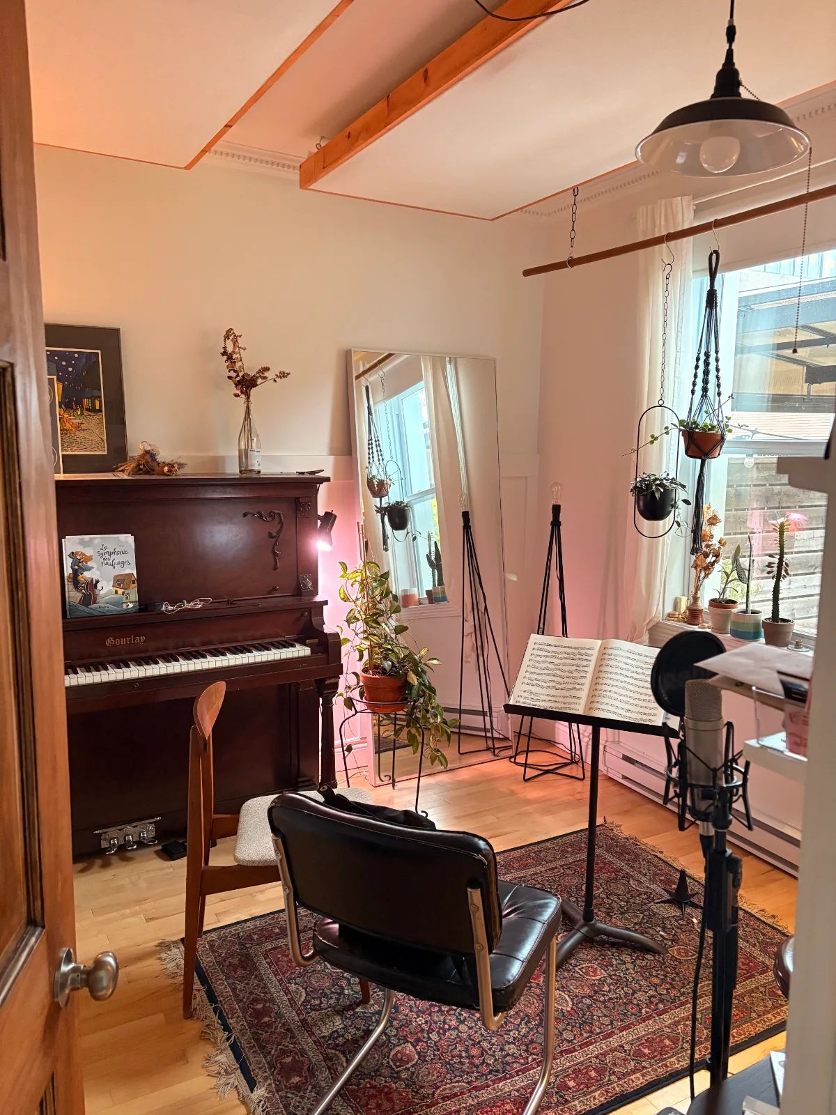 Teaching studio