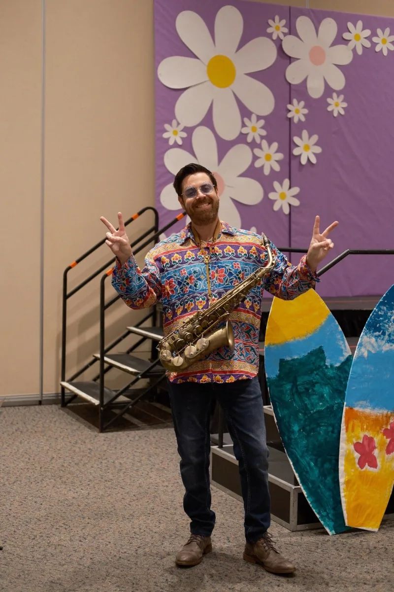Joel R. — Saxophone — photo 2